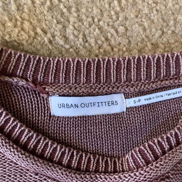 Urban Outfitters sweater - Picture 3 of 3